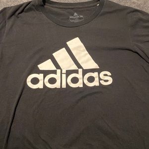Adidas classic fit black tee size L